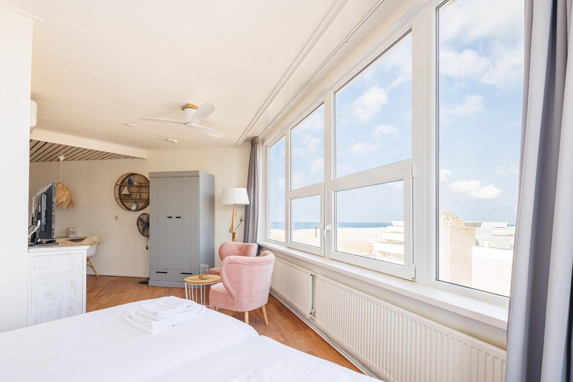Neptunus Appartementen Bergen aan Zee Zimmer foto